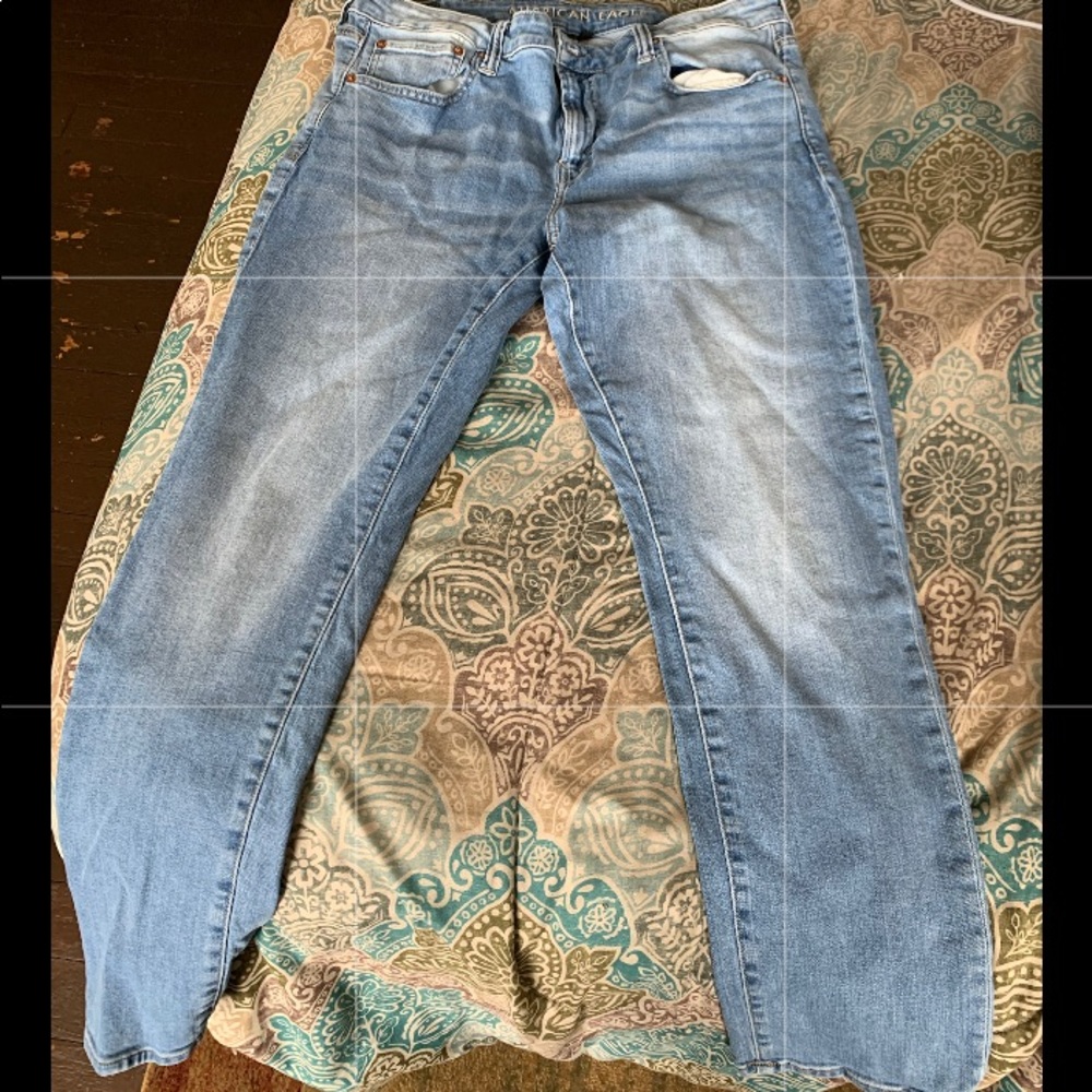 MENS AMERICAN EAGLE JEANS